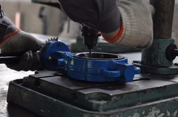 如何進(jin)行閥門清洗、研(yan)磨?