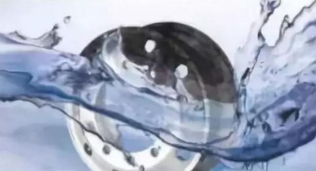 鑄造與鍛造(zao)的區别，90%的車(che)友都不知道(dao)