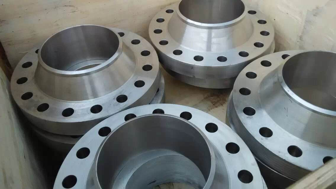 碳鋼(gang)法蘭的(de)基礎知(zhī)識詳解(jie)