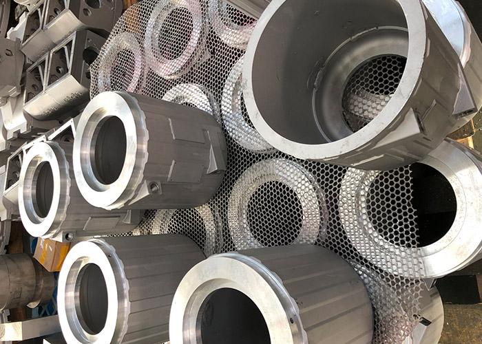 合金(jin)鑄造澆(jiao)入型腔(qiāng)冷卻到(dao)室溫要(yao)經曆三(sān)個階段(duan)